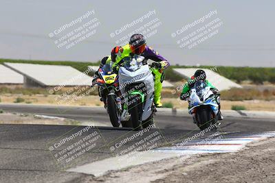 media/Aug-03-2025-TrackDaz (Sun) [[bf4a71acf9]]/B Group/1220pm (Wheelie Bump)/